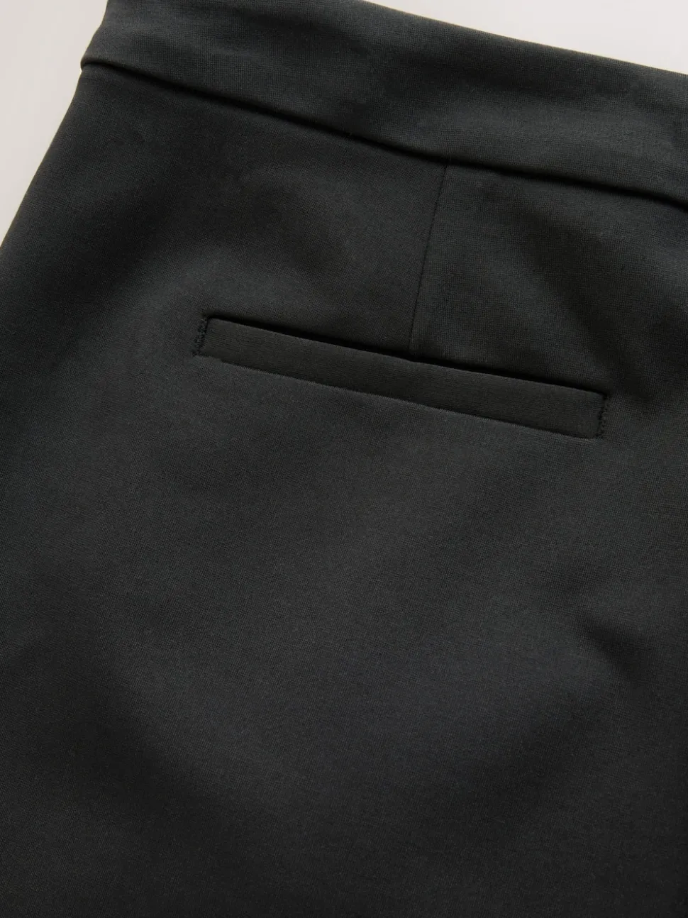 Noir - Pantalon large en Ponte avec boutons dorés