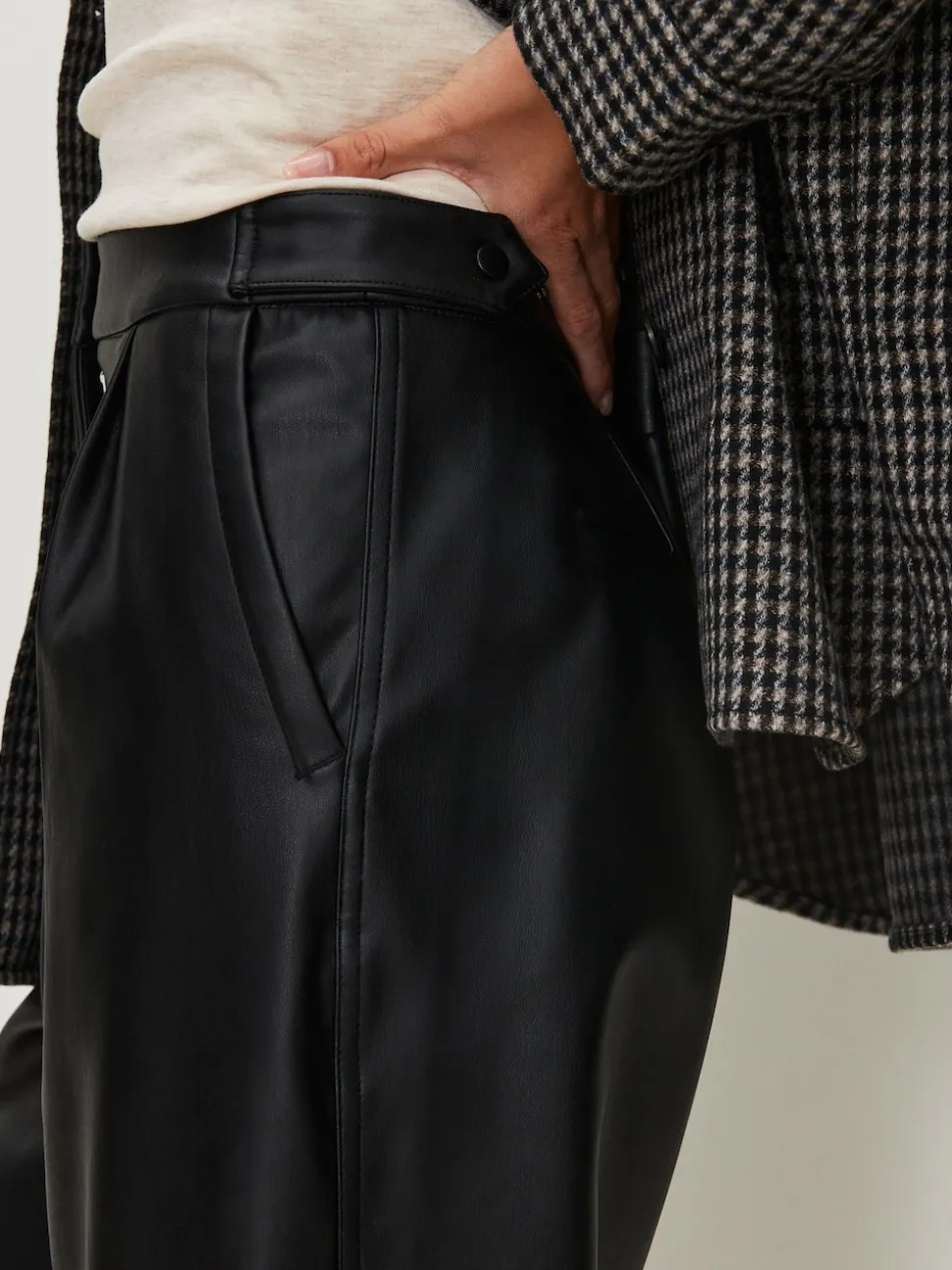Noir - Pantalons coupe ballon en similicuir