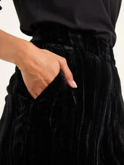 Noir - Pantalons FatFace à jambe large en velours effet froissé