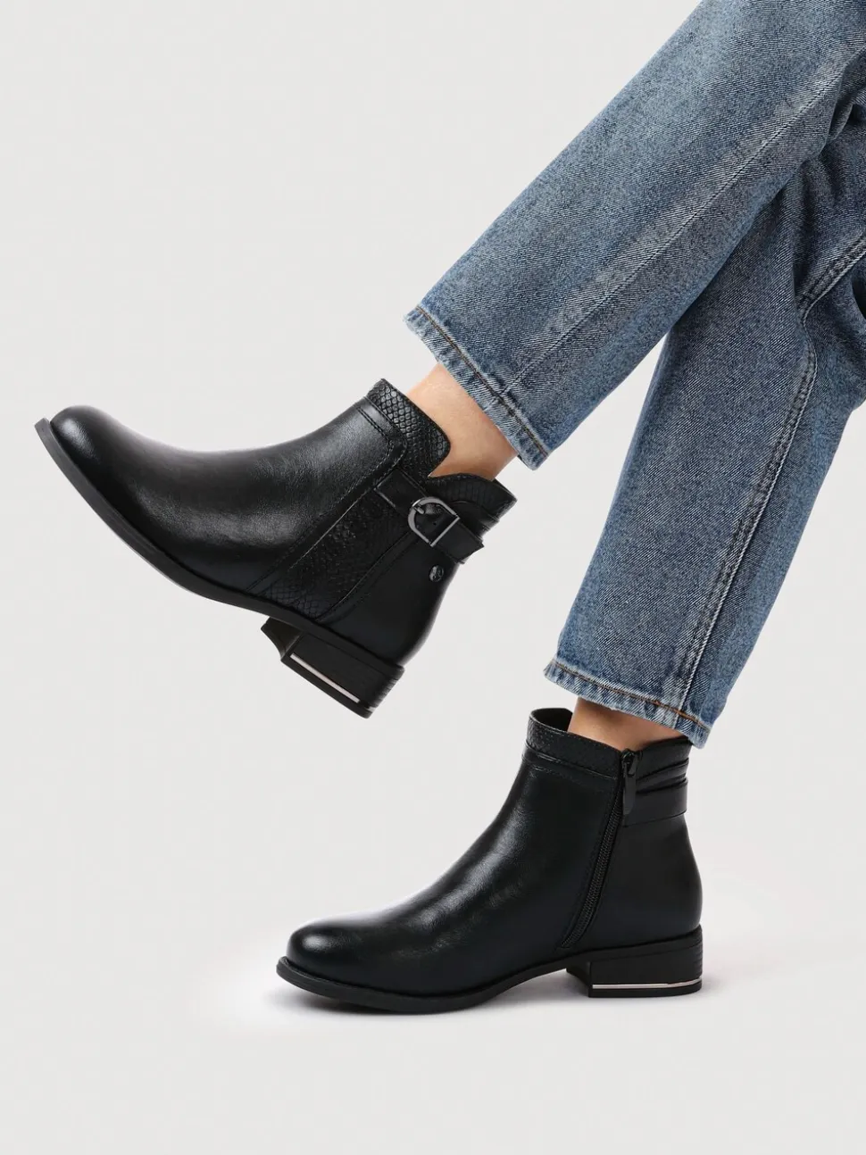 Noir - Pavers Ladies Ankle Bottes Smart