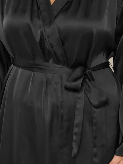 Noir - Peignoir Yours Curve en satin