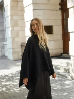Noir - Poncho cape en maille fine