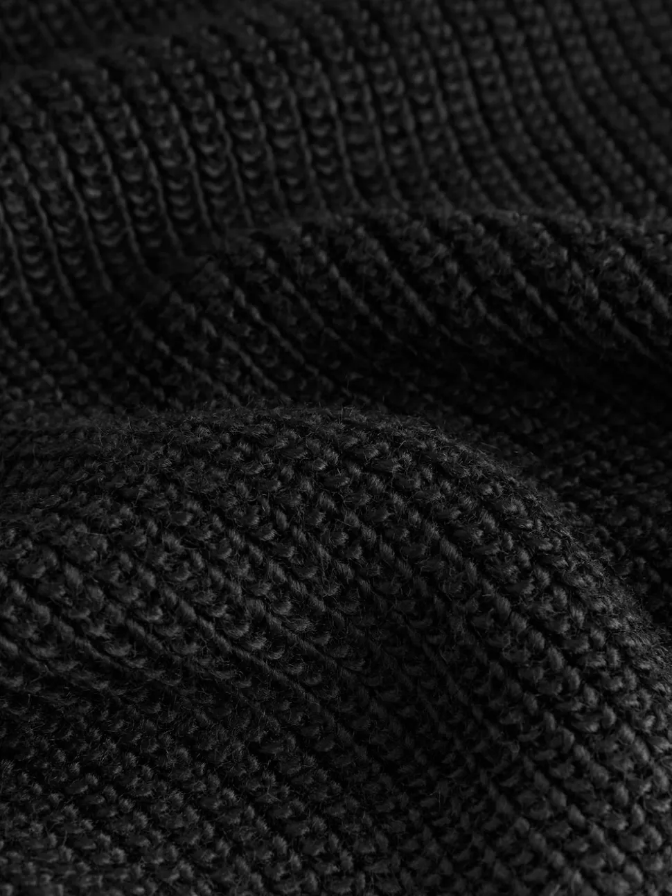 Noir - Poncho en maille côtelée à col roulé