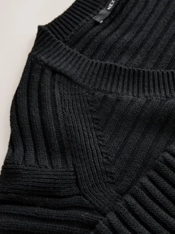 Noir - Pull côtelé en maille à col en V
