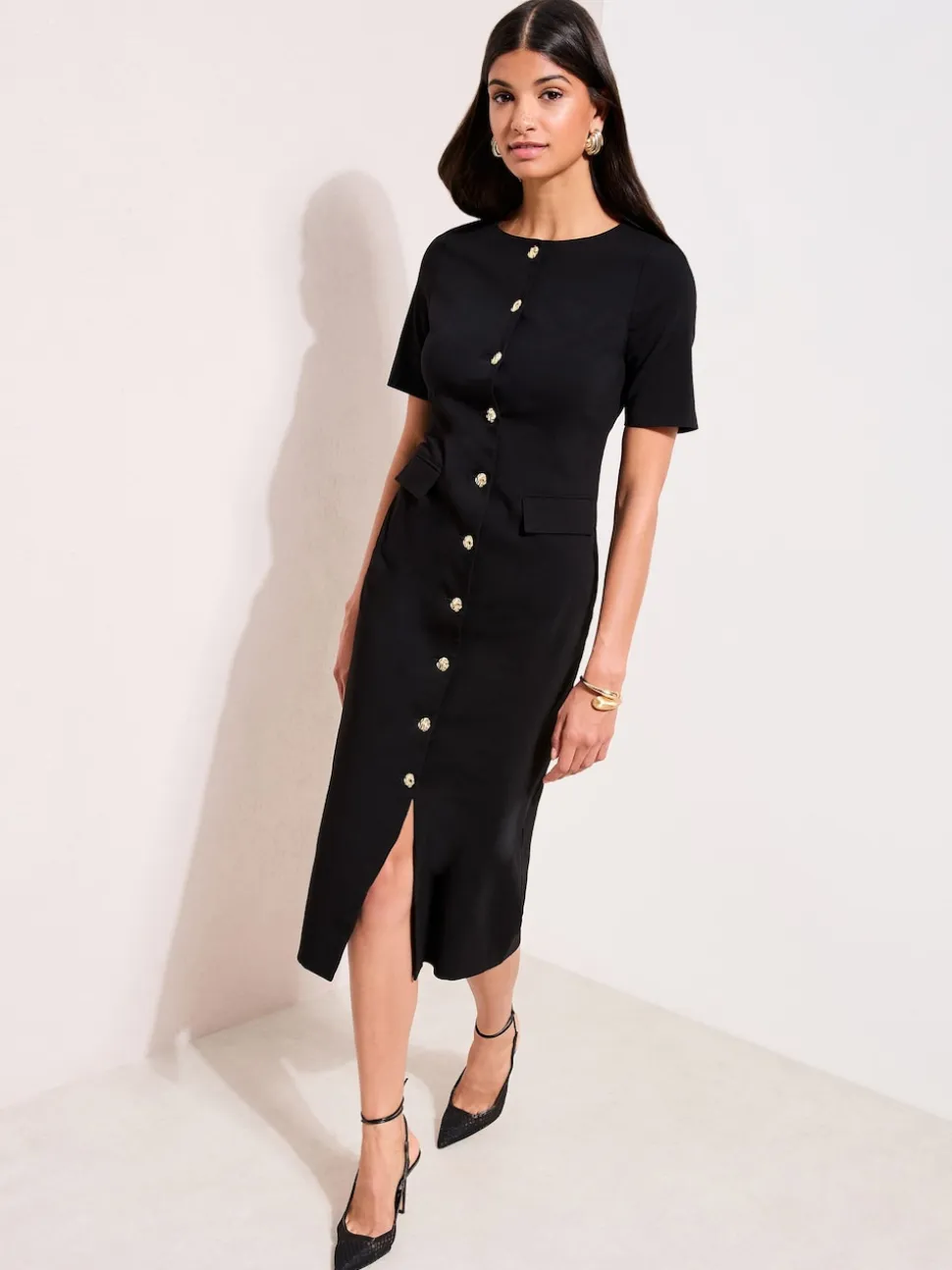 Noir - Robe mi-long Friends Like These extensible sculptante à boutons