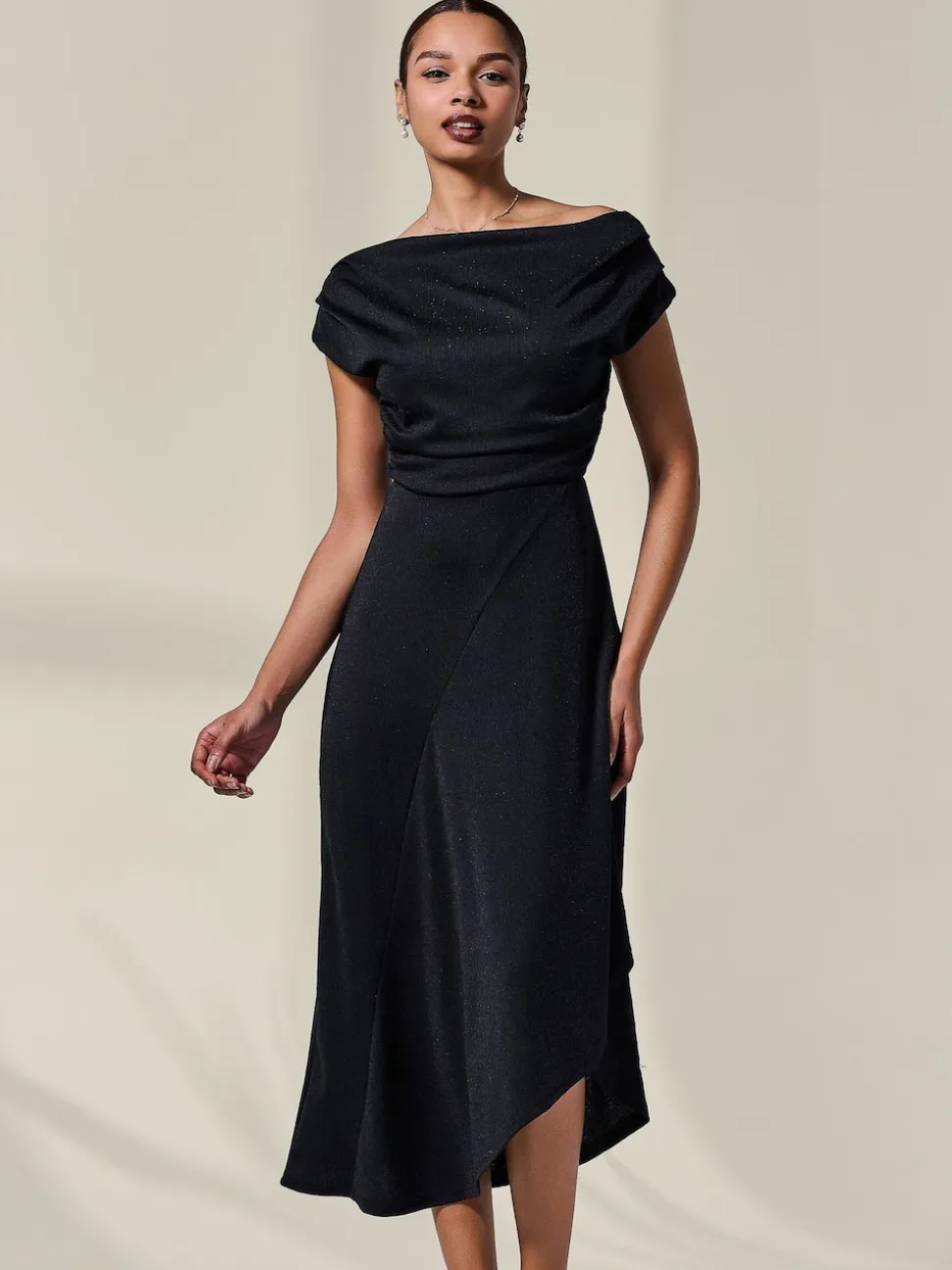 Noir - Robe mi-longue Jolie Moi drapée asymétrique