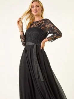 Noir - Robe Roman Petites tailles à corsage contrastant en dentelle