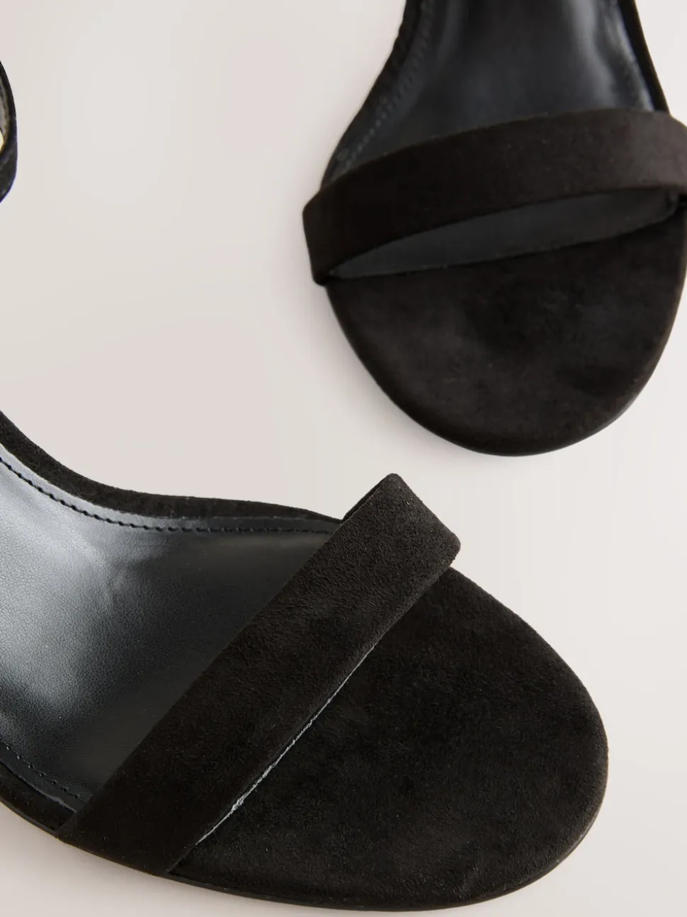 Noir - Sandales à talons carrés