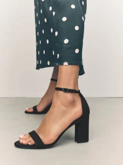 Noir - Sandales à talons carrés