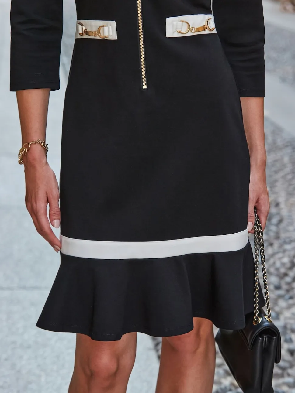 Noir - Sosandar Robe de nuit à bordures contrastées ou à détails en tissu Ponte