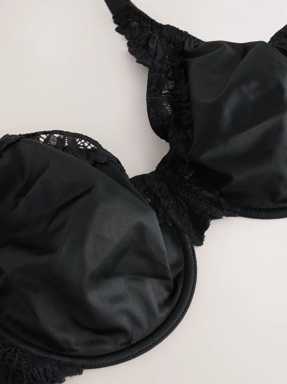 Noir - Soutien-gorge à bonnets classiques DK Ultimate Support Comfort en dentelle minimisant