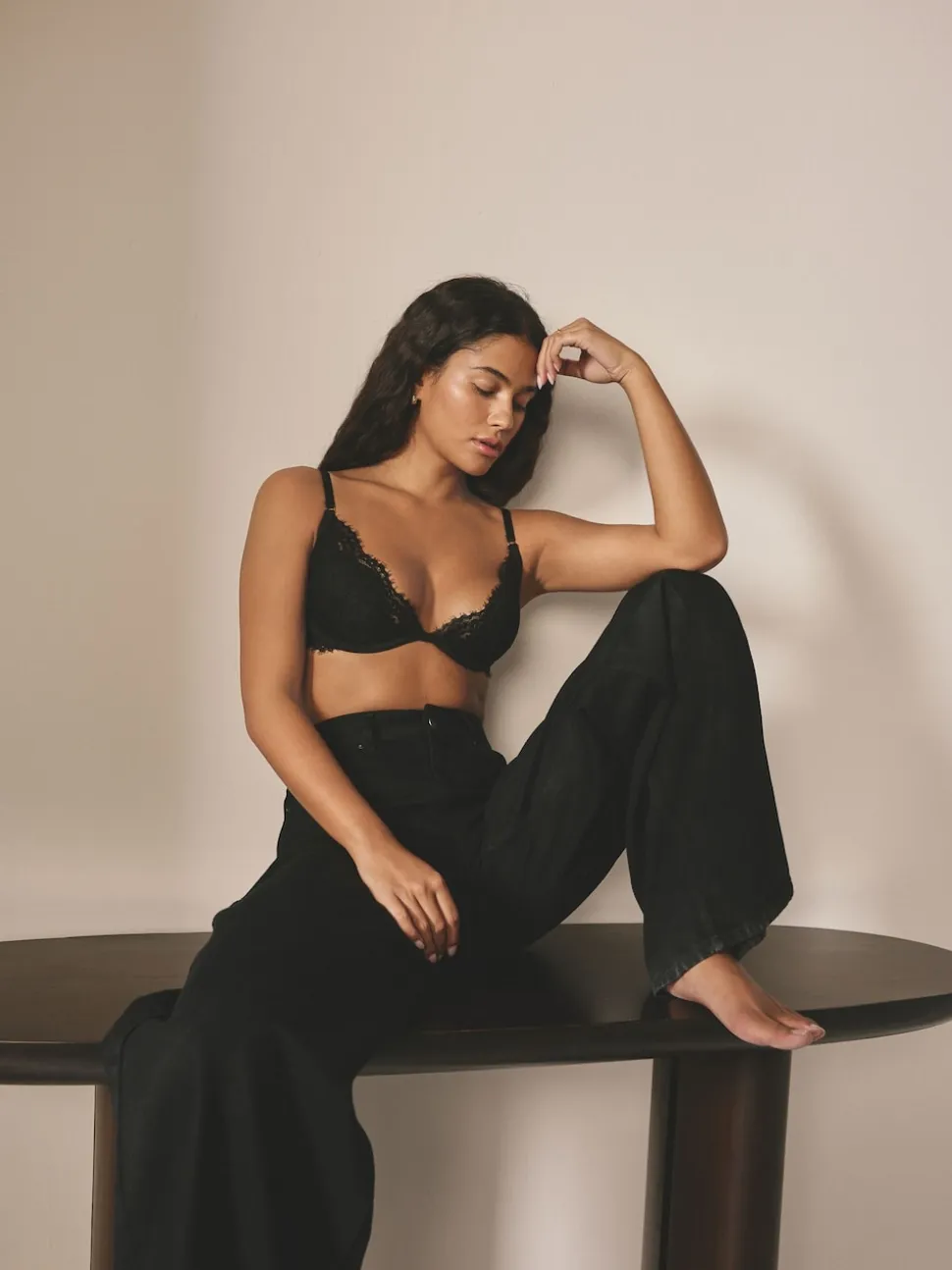 Noir - Soutien-gorge A-E en dentelle