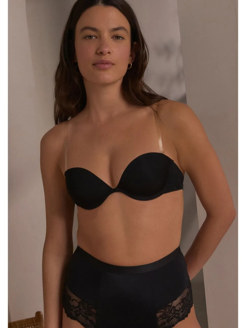 Noir - Soutien-gorge lissant sans bretelles à dos clair A-E