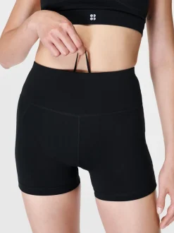 Noir - Sweaty Betty Power 4