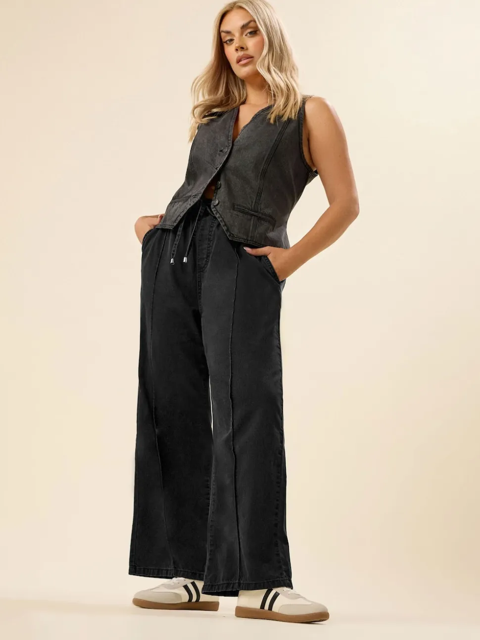 Noir - Yours Curve Jean Ample à coutures avant