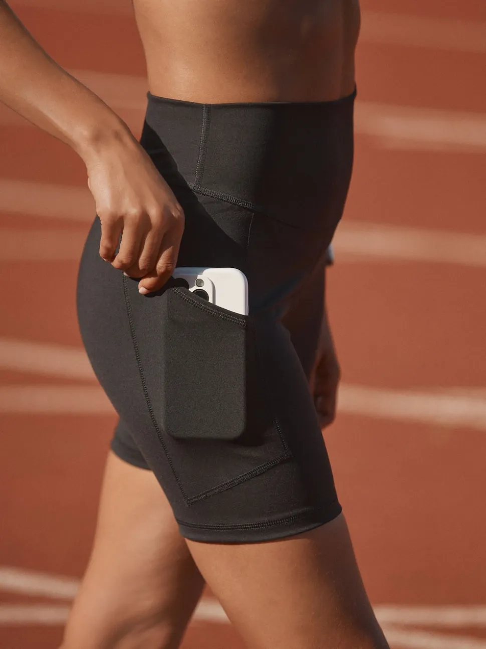 Noir avec poches - Short Sports Dry Tech Tummy Control