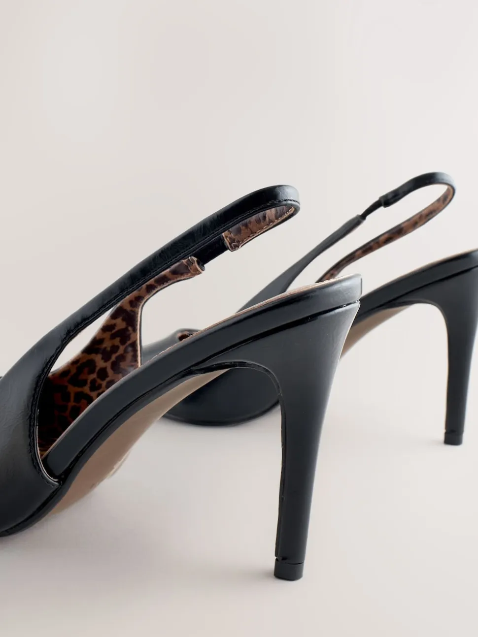 Noir/Animal - Chaussures à talons Forever Comfort® à bout pointu et à bride arrière