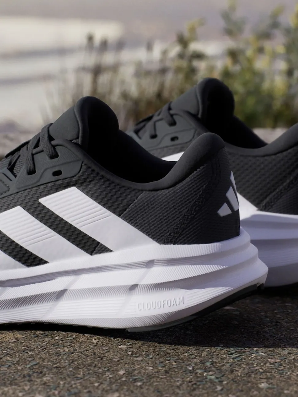 Noir/Blanc - Baskets adidas Galaxy 7
