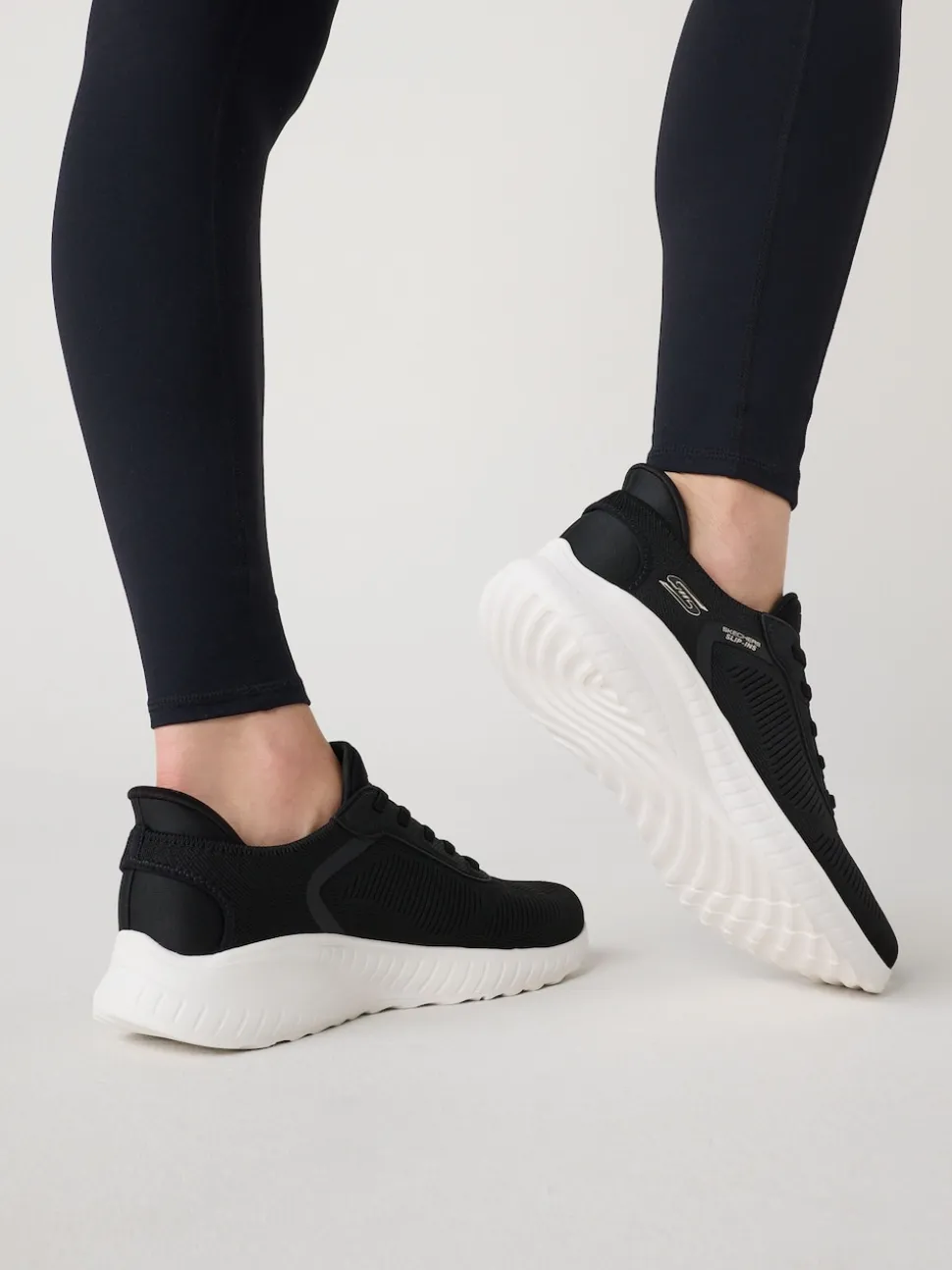 Noir/Blanc - Baskets Skechers BOBS Sport Squad Chaos Slip In