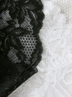 Noir/Blanc - Lot de 2 slips en dentelle