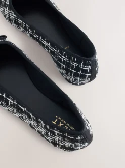 Noir/blanc en tweed - Ballerines à bout rond