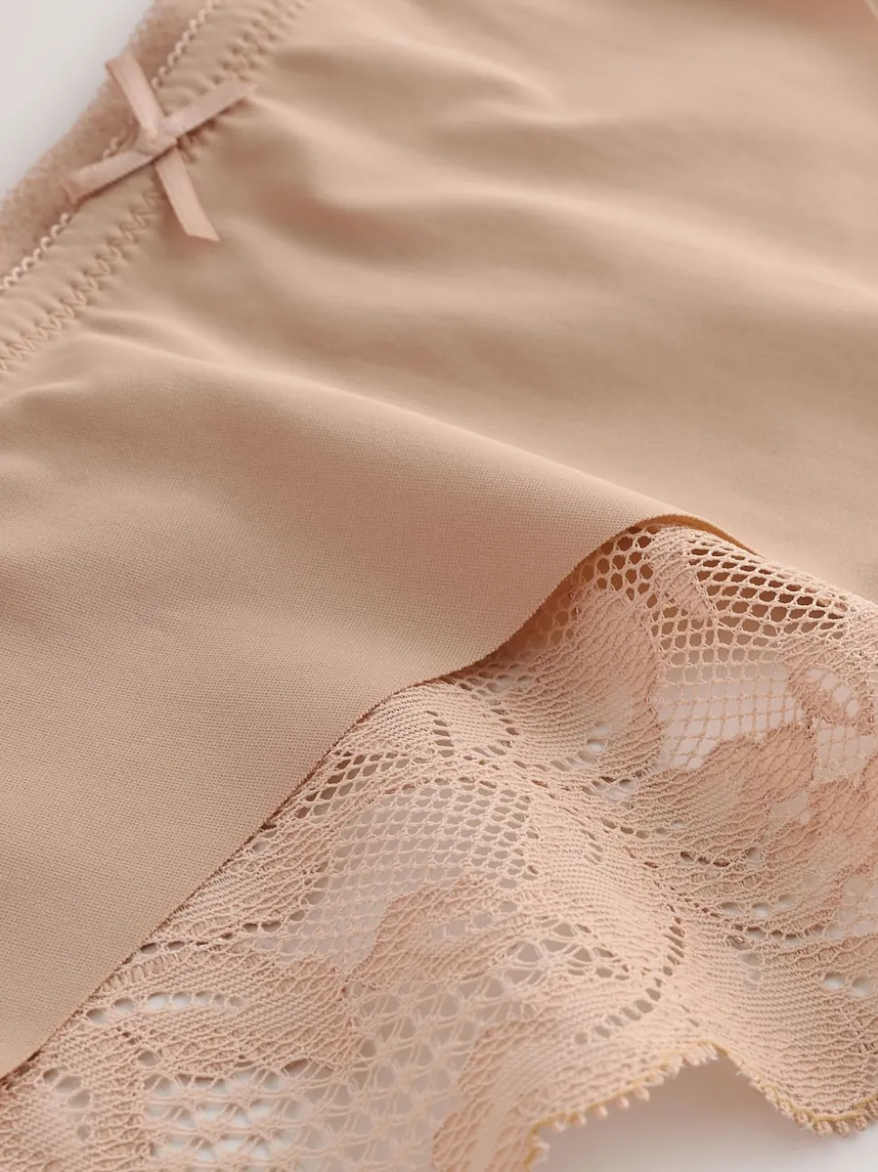 Noir/Blanc/Ppraline Nude - No VPL Lace Back Briefs 3 Pack