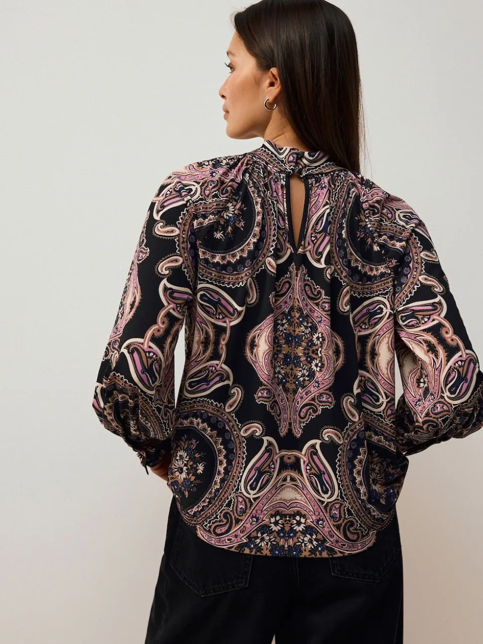 Noir/Rose Motif Paisley - Chemisier manches longues en jersey à col torsadé