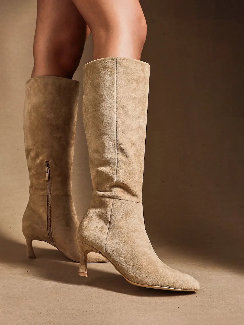 Nude - Bottes à talons aiguilles Linzi Rush à bout pointu