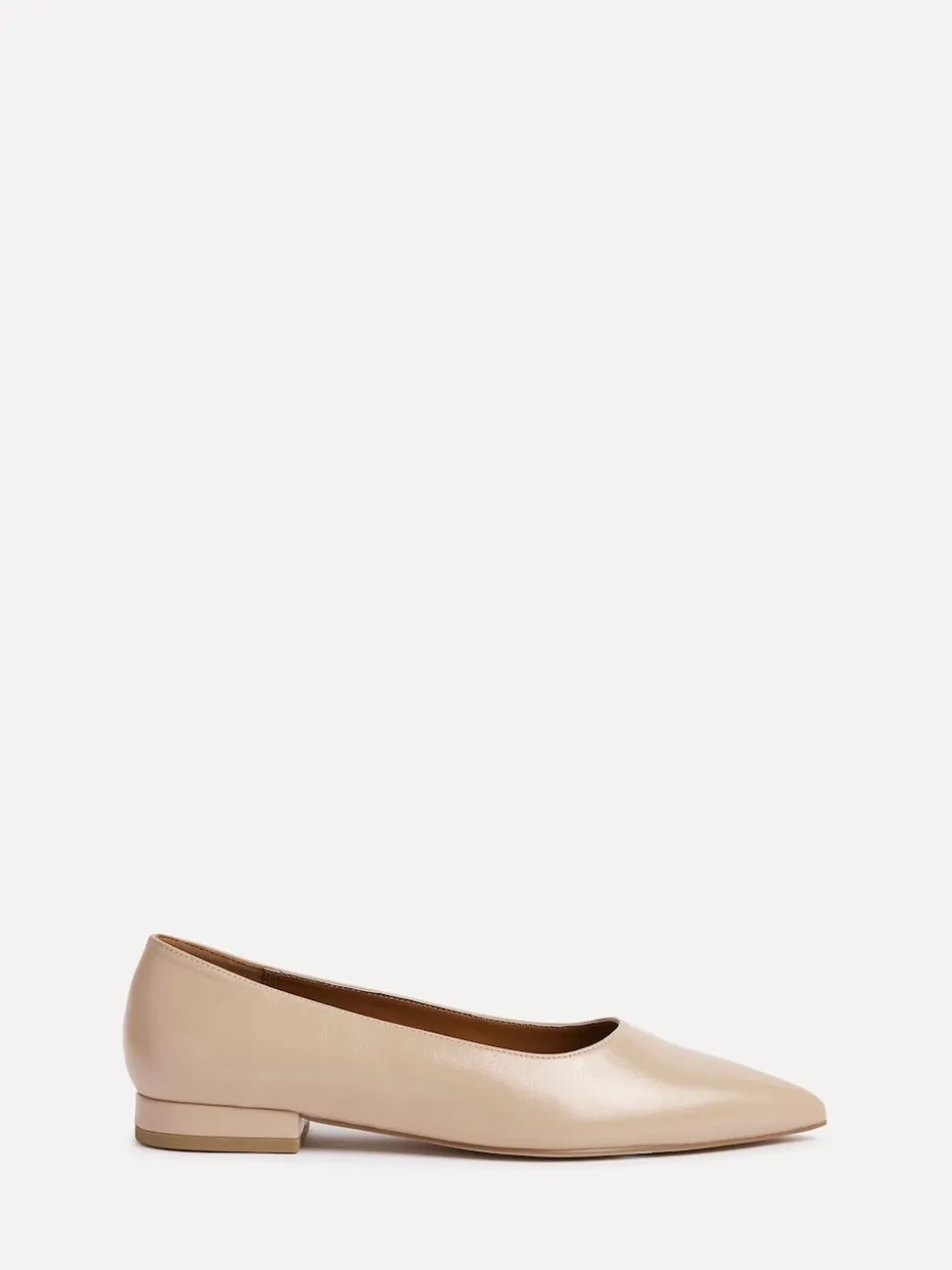 Nude - Chaussures plates Linzi Coupe large Compete à bout pointu