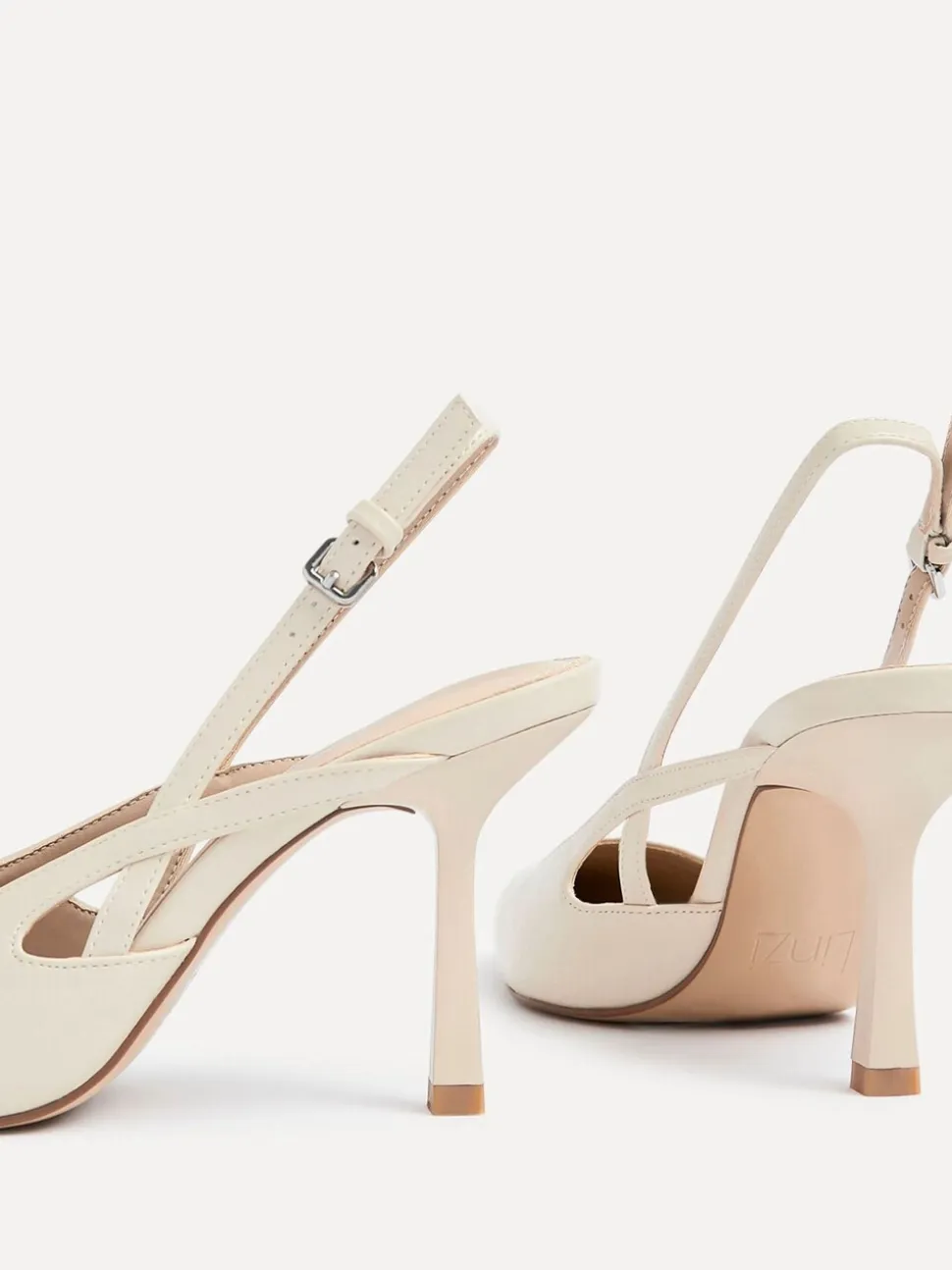Nude - Linzi Rhea À attacher à l’arrière talons courts
