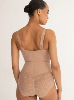 Nude - Pour Moi Effortless Tummy Control Wear Your Own Bra Body Lingerie sculptante