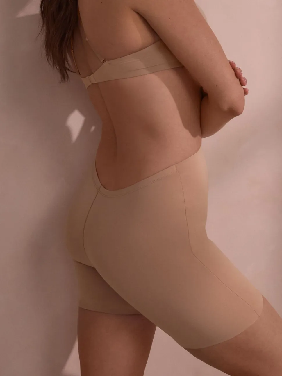 Nude - Shaping Low Back Tummy Control Shorts