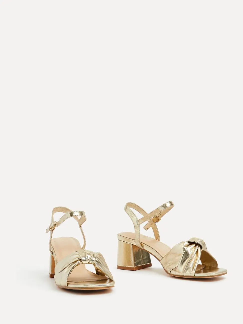 Or - Sandales Linzi Charlotte à talons carrés avec nœud sur le devant