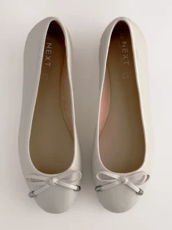 os - Ballerines en cuir à bout rond