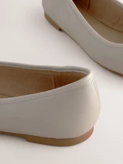 os - Ballerines en cuir à bout rond