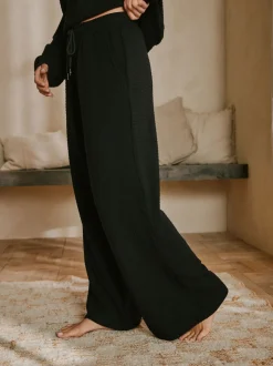 Pantalons B by Ted Baker côtelés en maille Jambe large Noir