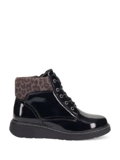 Pavers bottines vernies coupe large