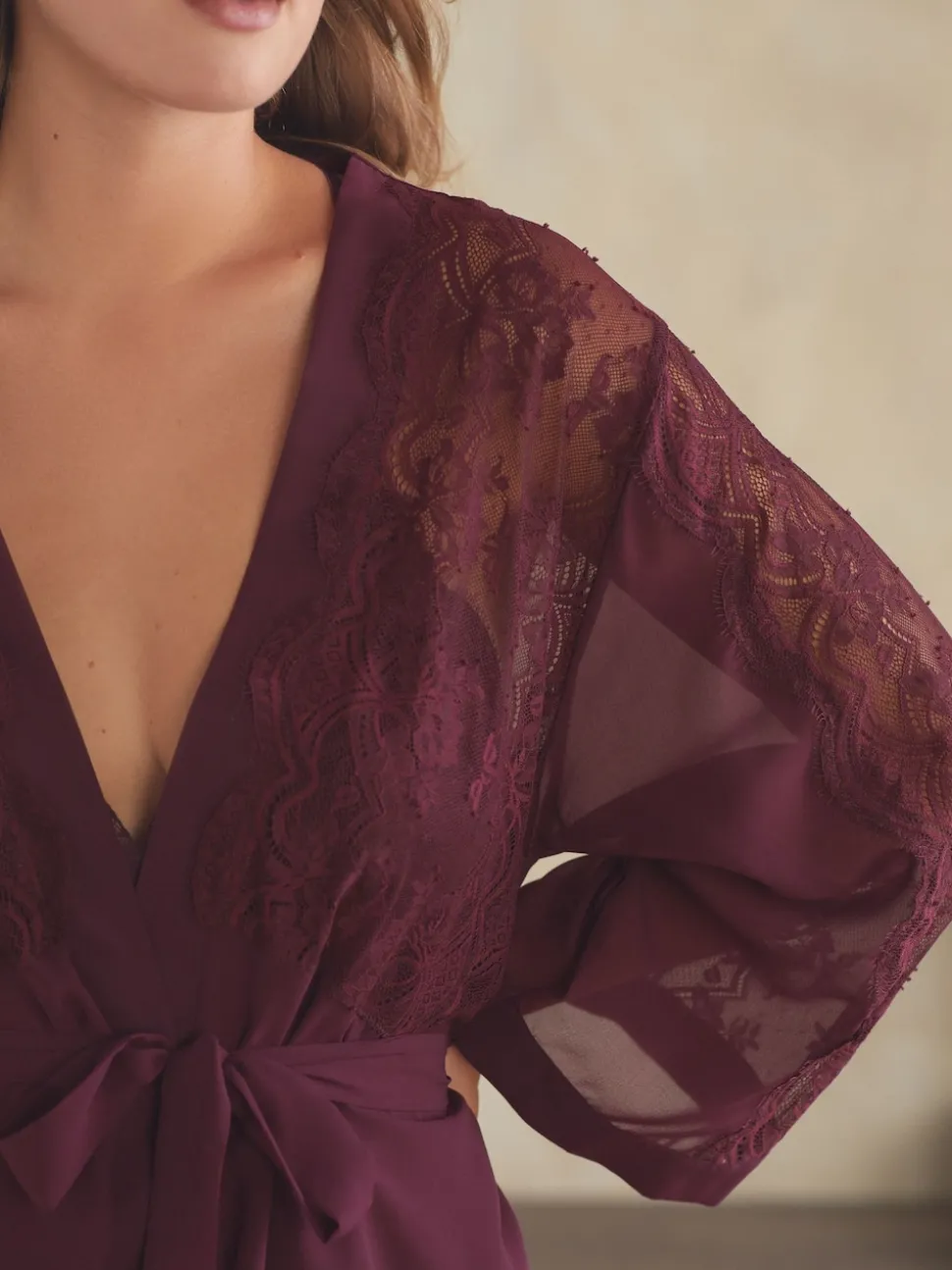Peignoir B By Ted Baker bordeaux en mousseline de dentelle
