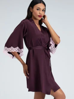 Peignoir court Boux Avenue Amelia en Satin