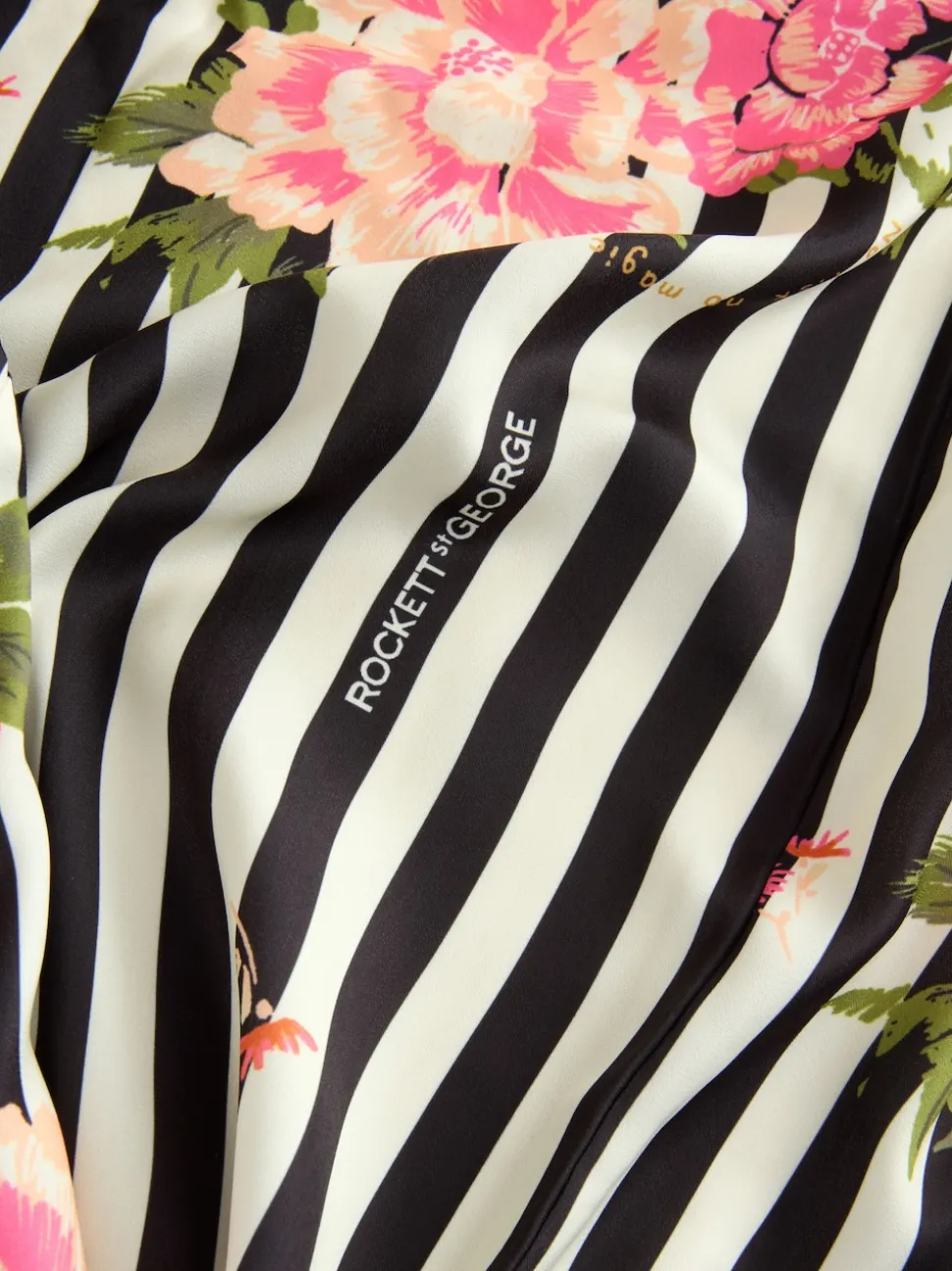 Peignoir Rockett St George en satin à rayures florales