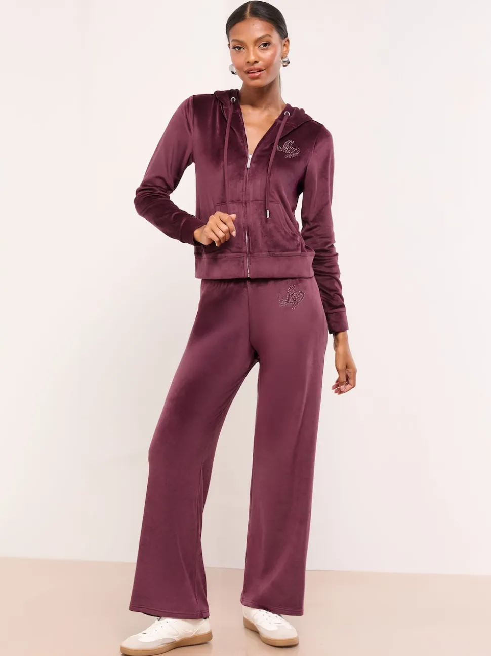 Prune violet - Lipsy Sweat-shirt à capuche zippé en velours brodé