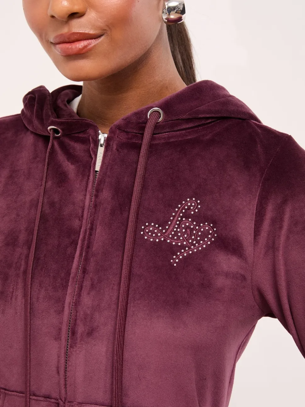 Prune violet - Lipsy Sweat-shirt à capuche zippé en velours brodé
