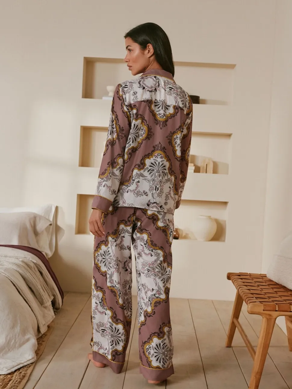 Pyjamas B by Ted Baker marron vison en satin imprimé écharpe boutonnés