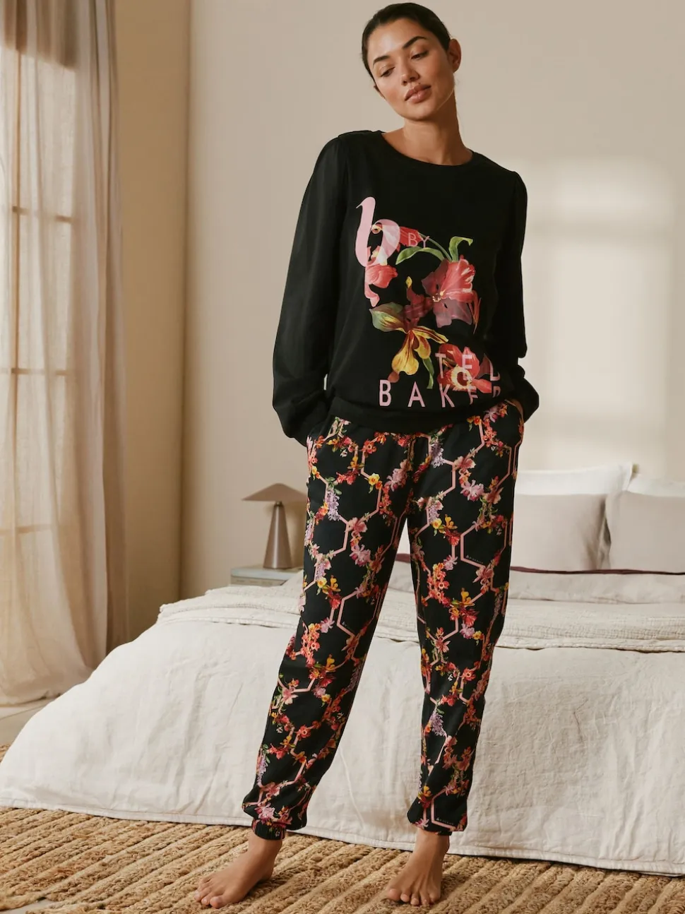 Pyjamas B by Ted Baker noirs fleuris