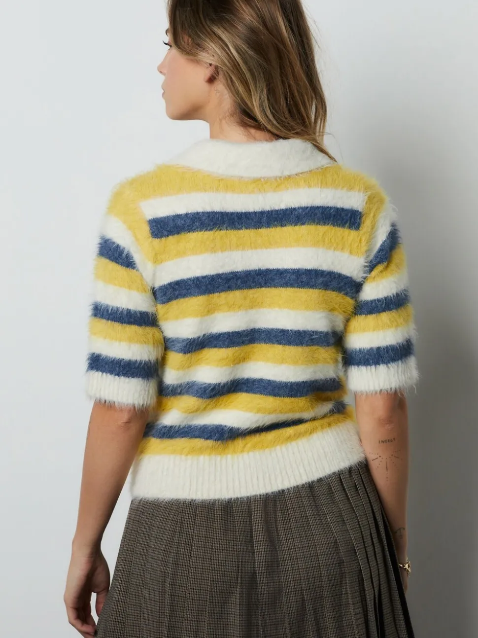 Rayé bleu/jaune - Pull polo en maille à manches courtes et boutons gemmes