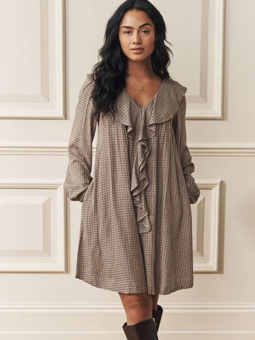 Robe Court Laura Ashley Heritage Carreaux à volants sur le devant