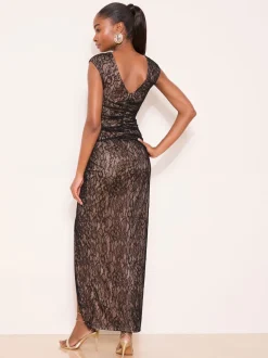 Robe longue Lipsy avec empiècement en dentelle