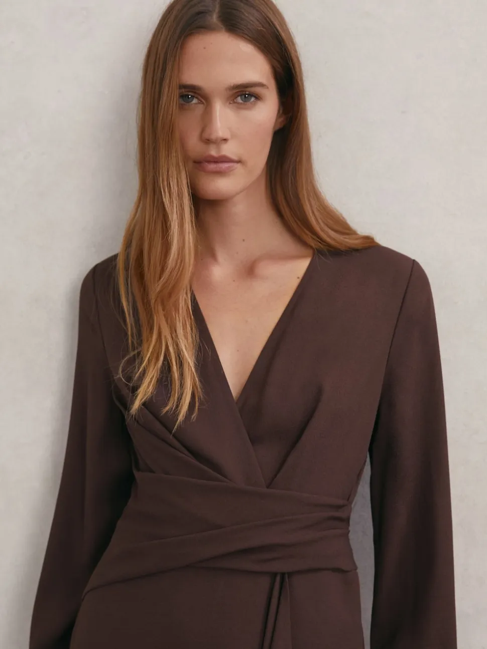 Robe mi-longue drapée Reiss Mira en laine