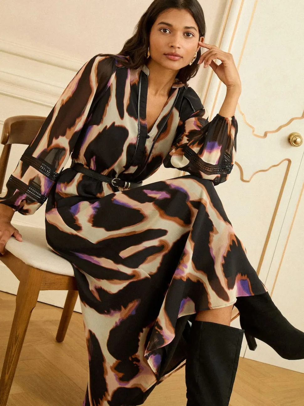 Robe mi-longue Love & Roses Animal bordée de PU