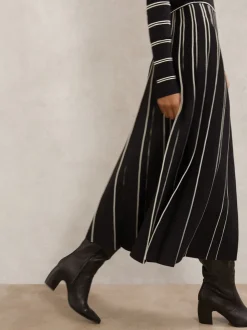 Robe mi-longue Reiss Amber à rayures plissée en maille